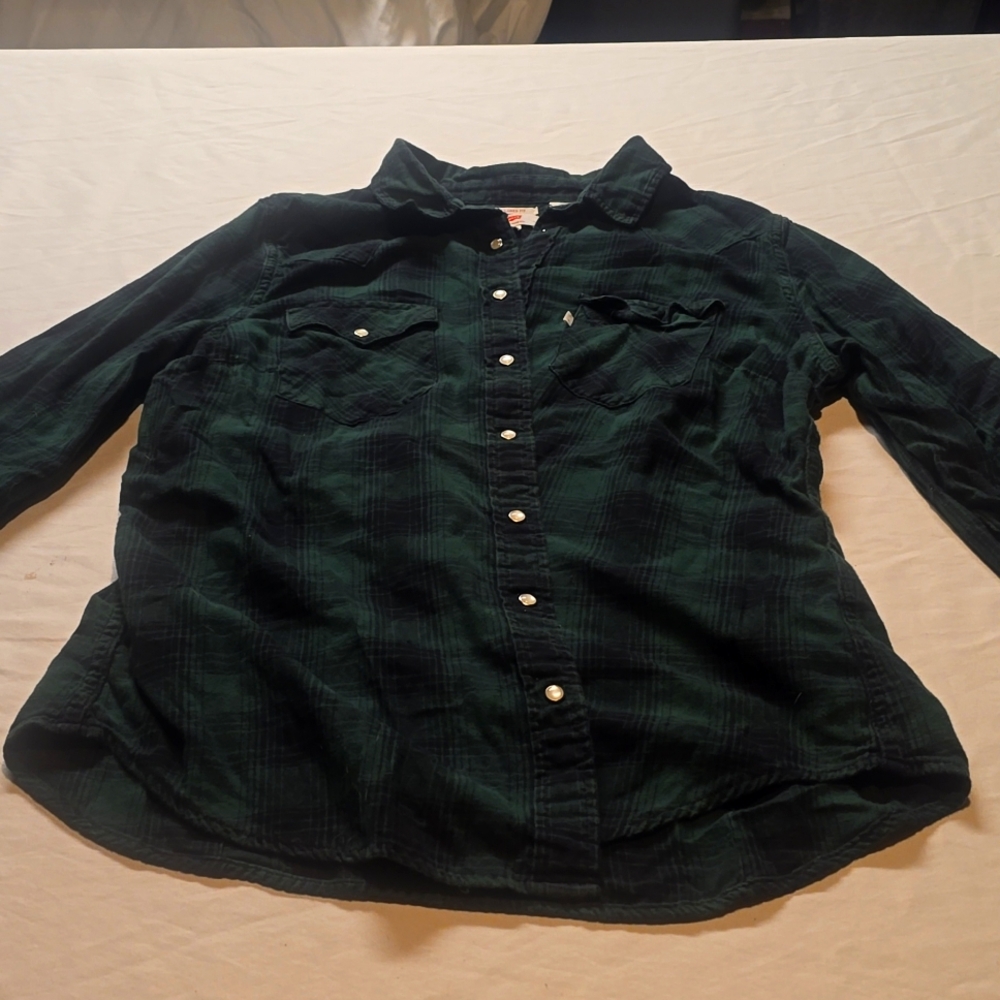 Levi's flannel shirt large like new